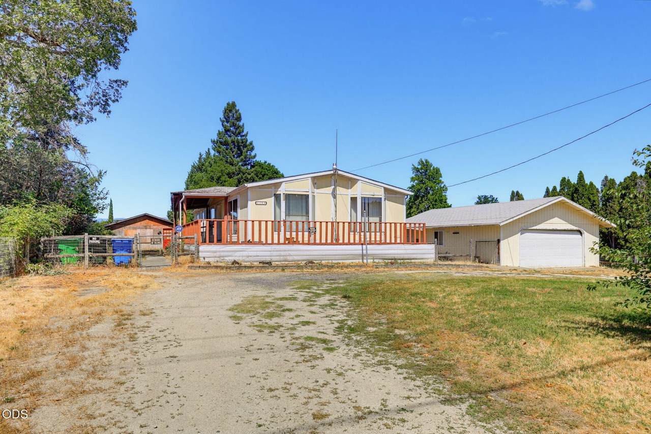 1344 Dowell Road - Photo 1