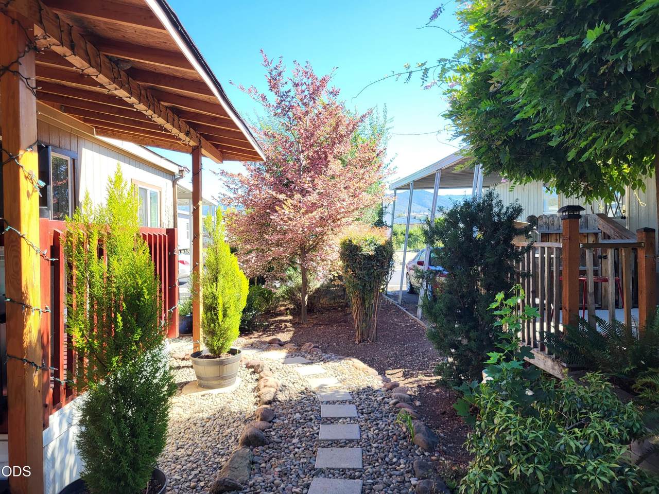 3555 Pacific Highway - Photo 1
