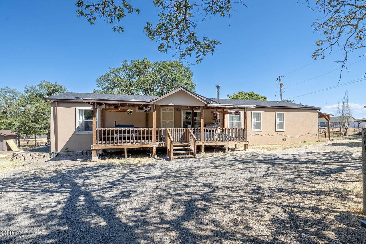 222 Crescent Drive - Photo 1