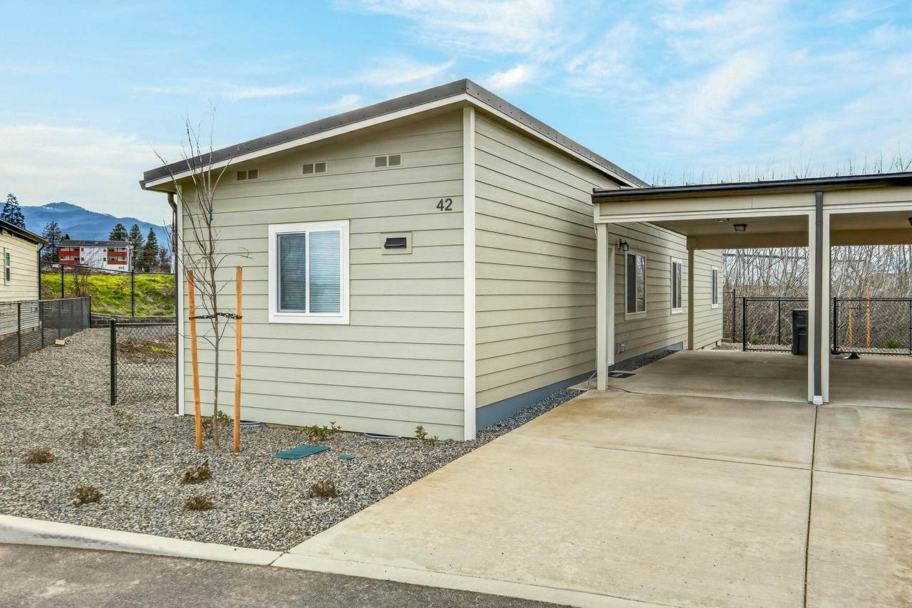 4069 Pacific Highway - Photo 1