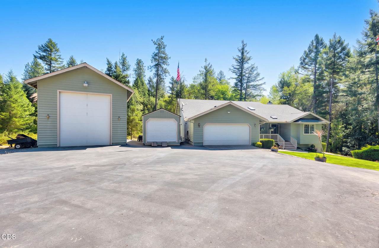 141 Lappland Drive - Photo 1