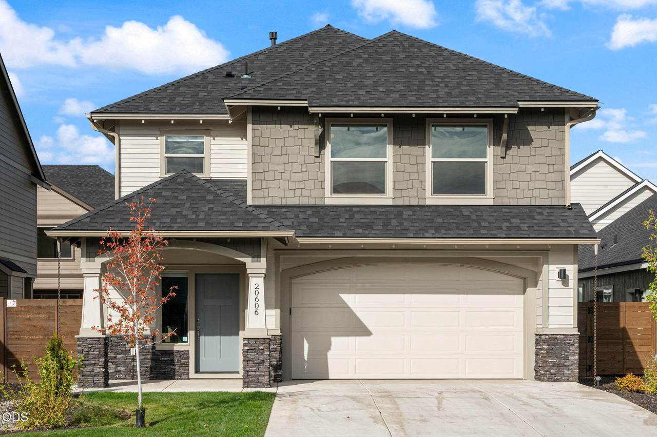 20606 Slate Avenue - Photo 1