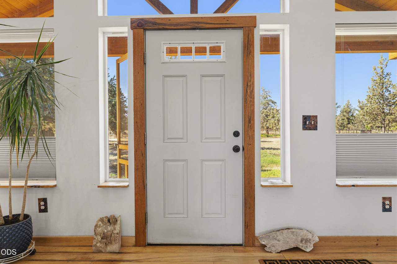https://bt-photos.global.ssl.fastly.net/coar/1280_boomver_1_220225221-2.jpg