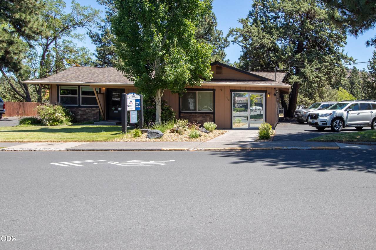 1208 4th Street - Photo 1
