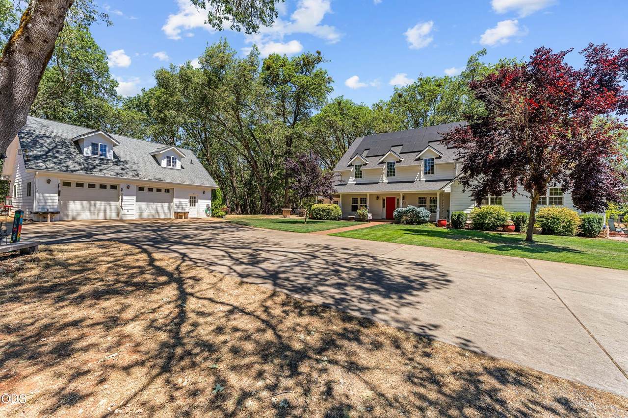 438 Murphy Creek Road - Photo 1