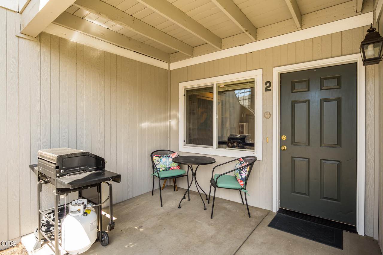 1527 Juniper Street - Photo 1