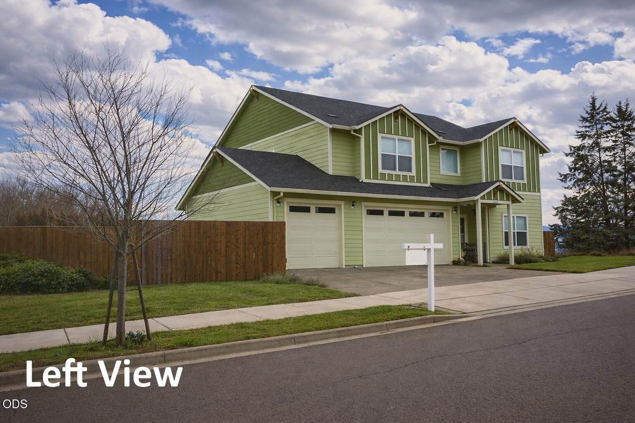 1004 Ruby Meadows - Photo 1