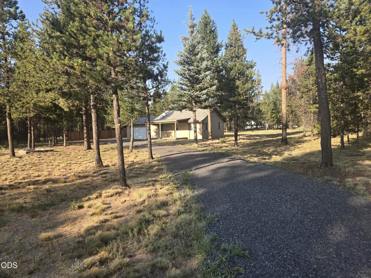 https://bt-photos.global.ssl.fastly.net/coar/1280_boomver_1_220225463-2.jpg