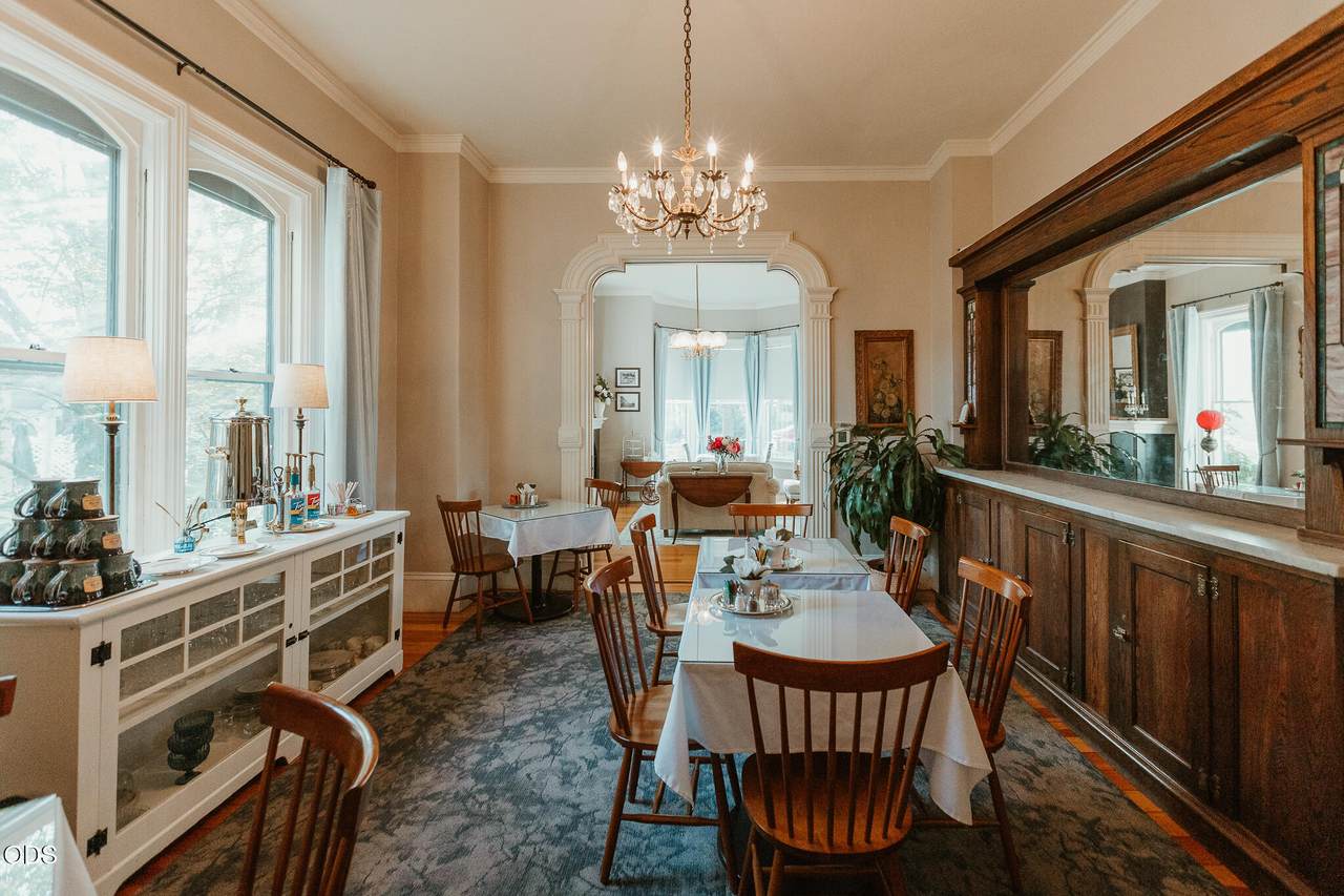 153 Oak Street - Photo 1