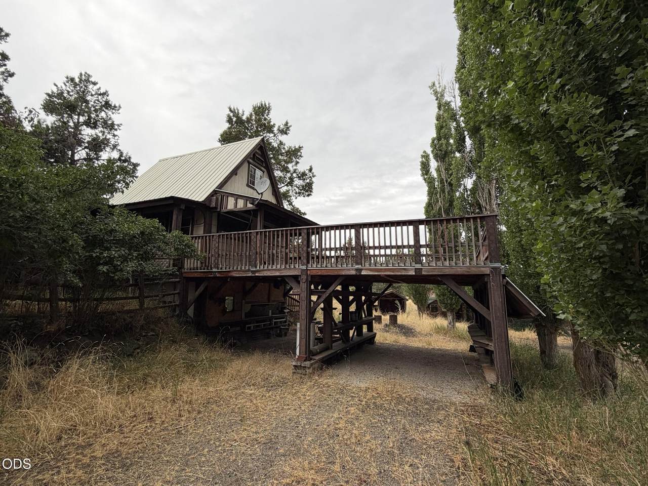 https://bt-photos.global.ssl.fastly.net/coar/1280_boomver_1_220225822-2.jpg