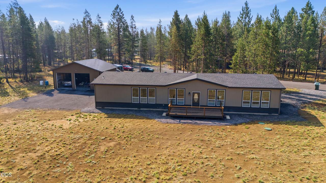 16760 Pine Place - Photo 1