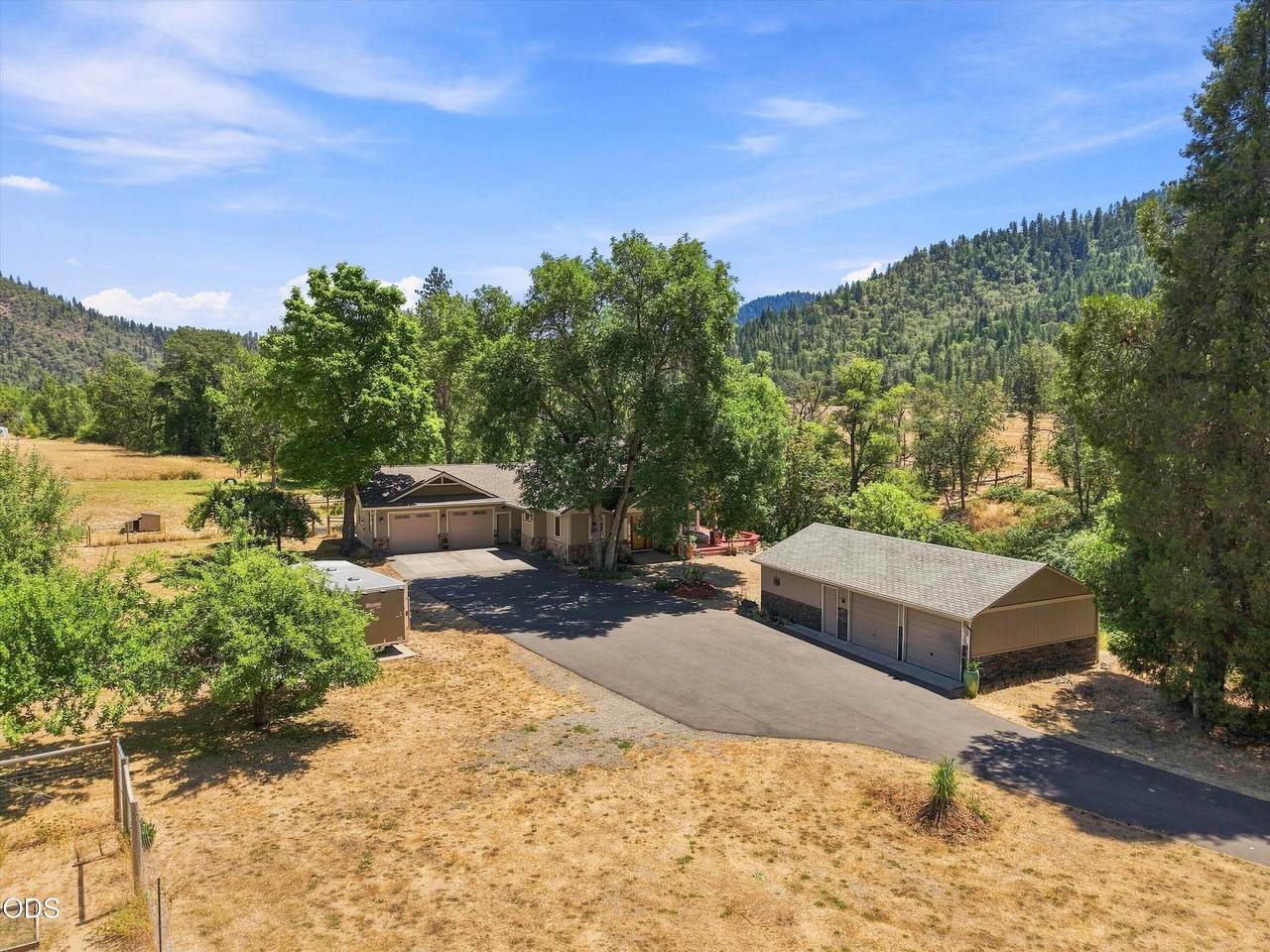 10128 Evans Creek Road - Photo 1