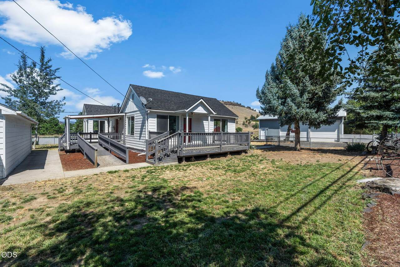 2185 Paulina Highway - Photo 1