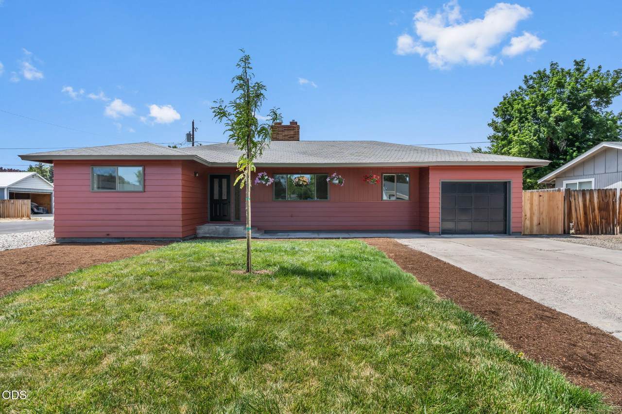 285 Claypool Street - Photo 1
