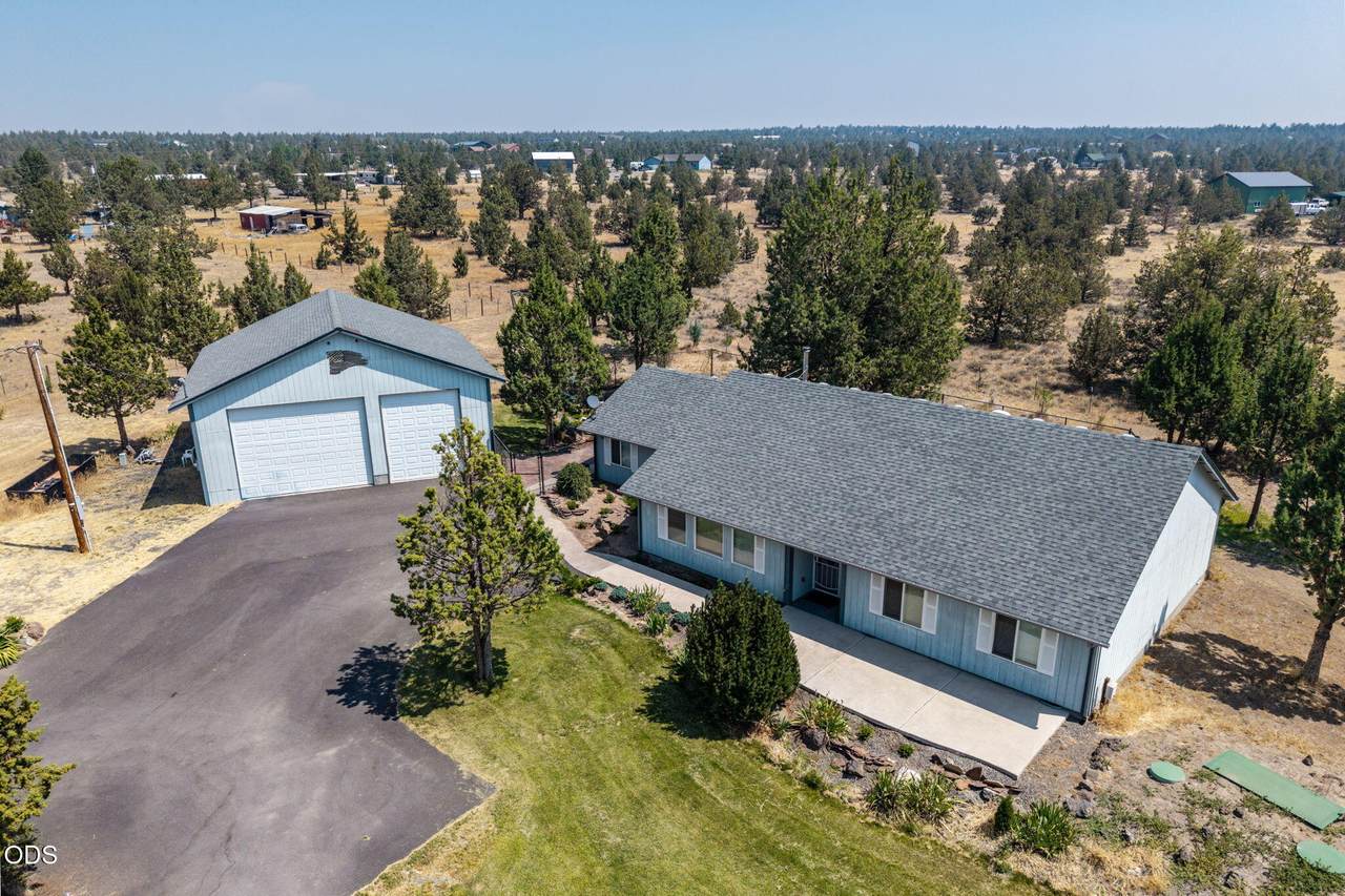7502 Bluebird Lane - Photo 1