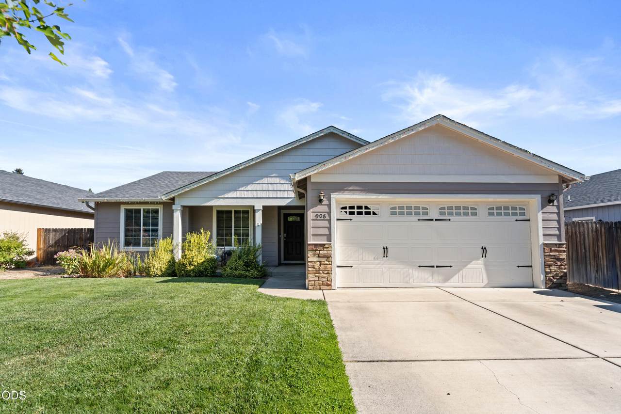 908 Archer Drive - Photo 1