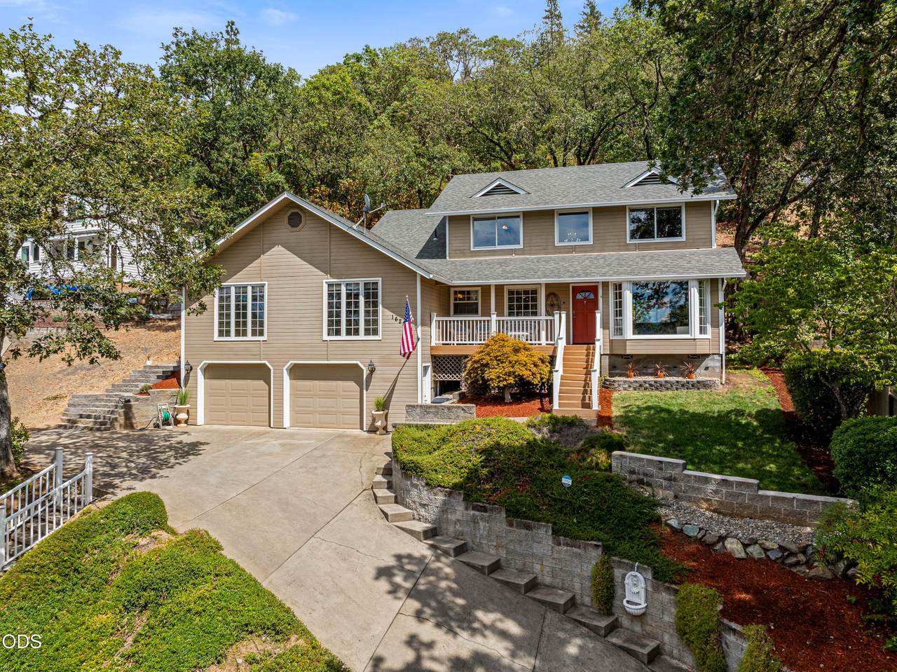 1628 Terrace Drive - Photo 1