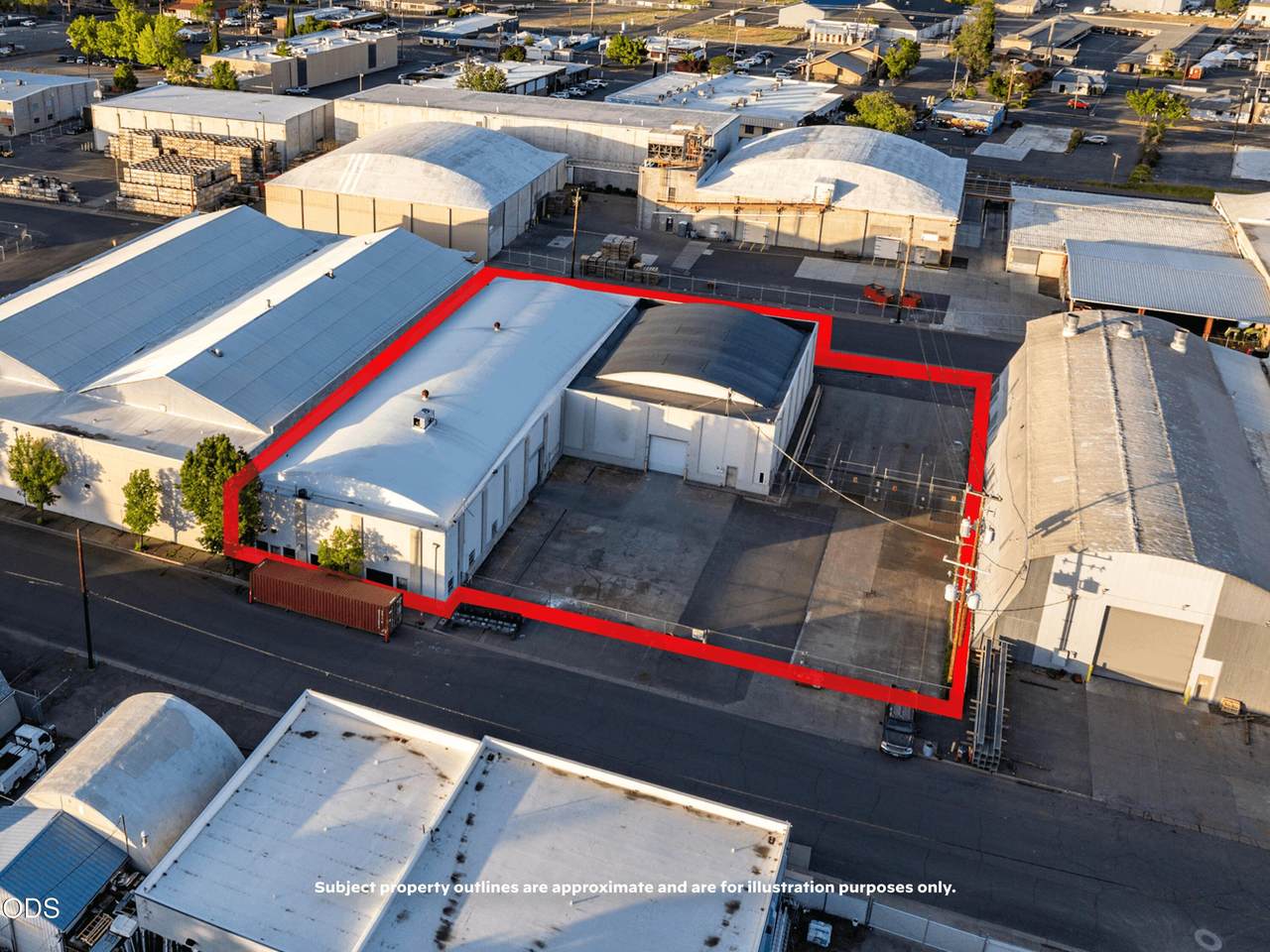 725 Grape Street - Photo 1
