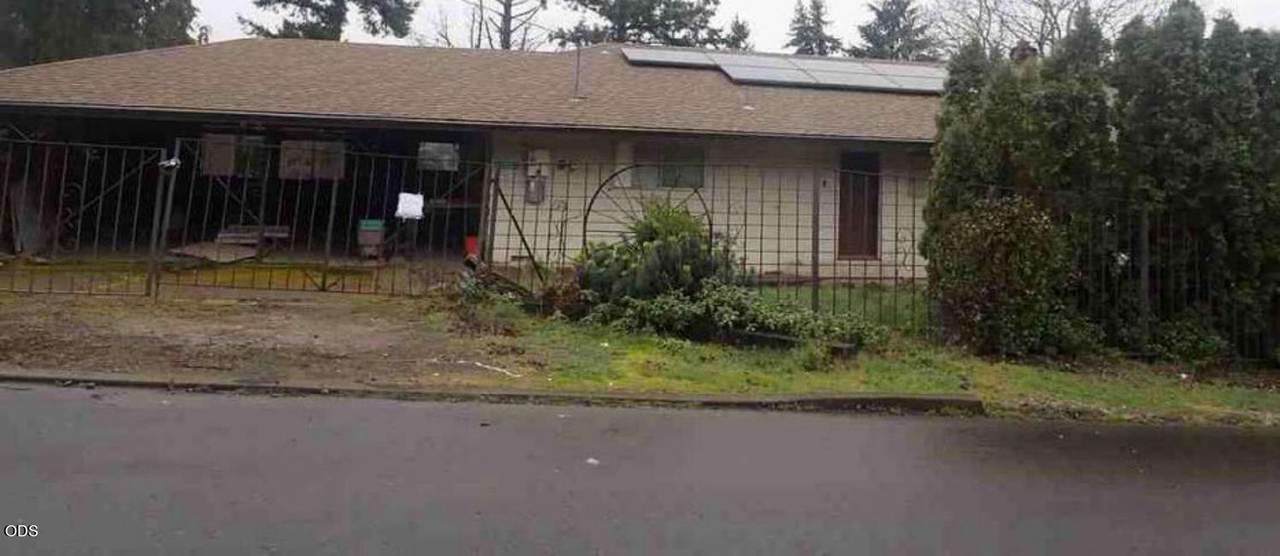 423 Ginseng Drive - Photo 1
