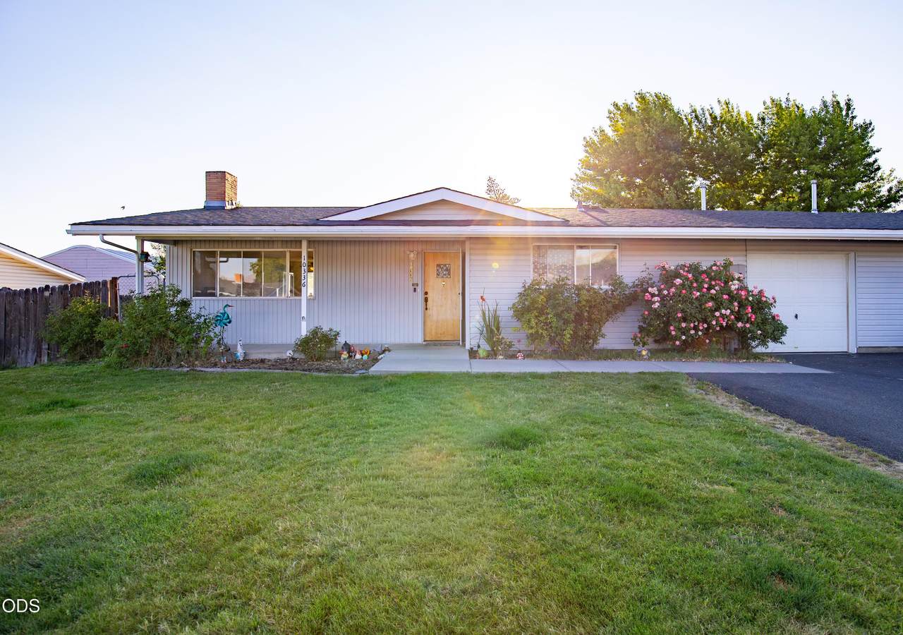 10336 Wright Avenue - Photo 1