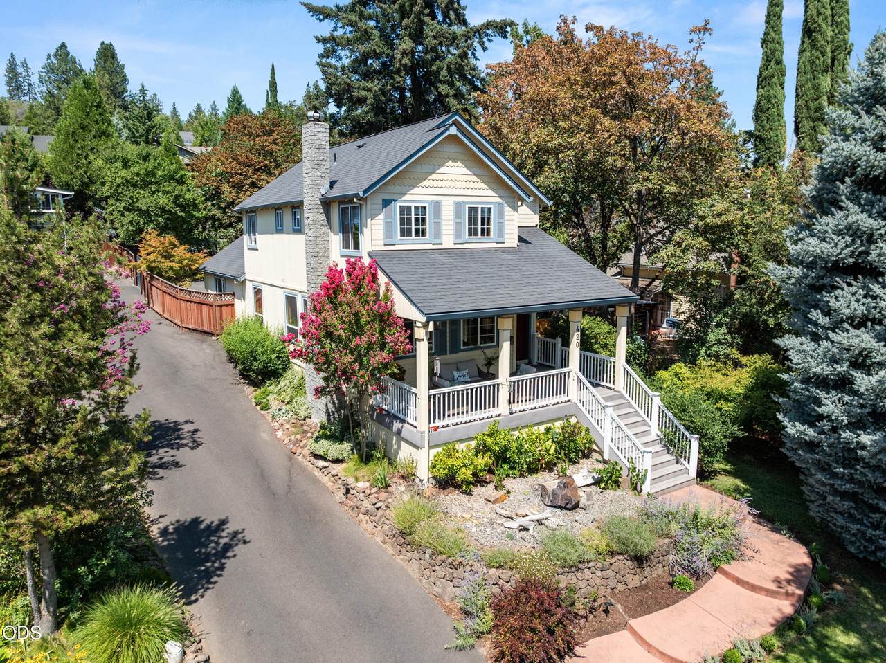 420 Oregon Street - Photo 1