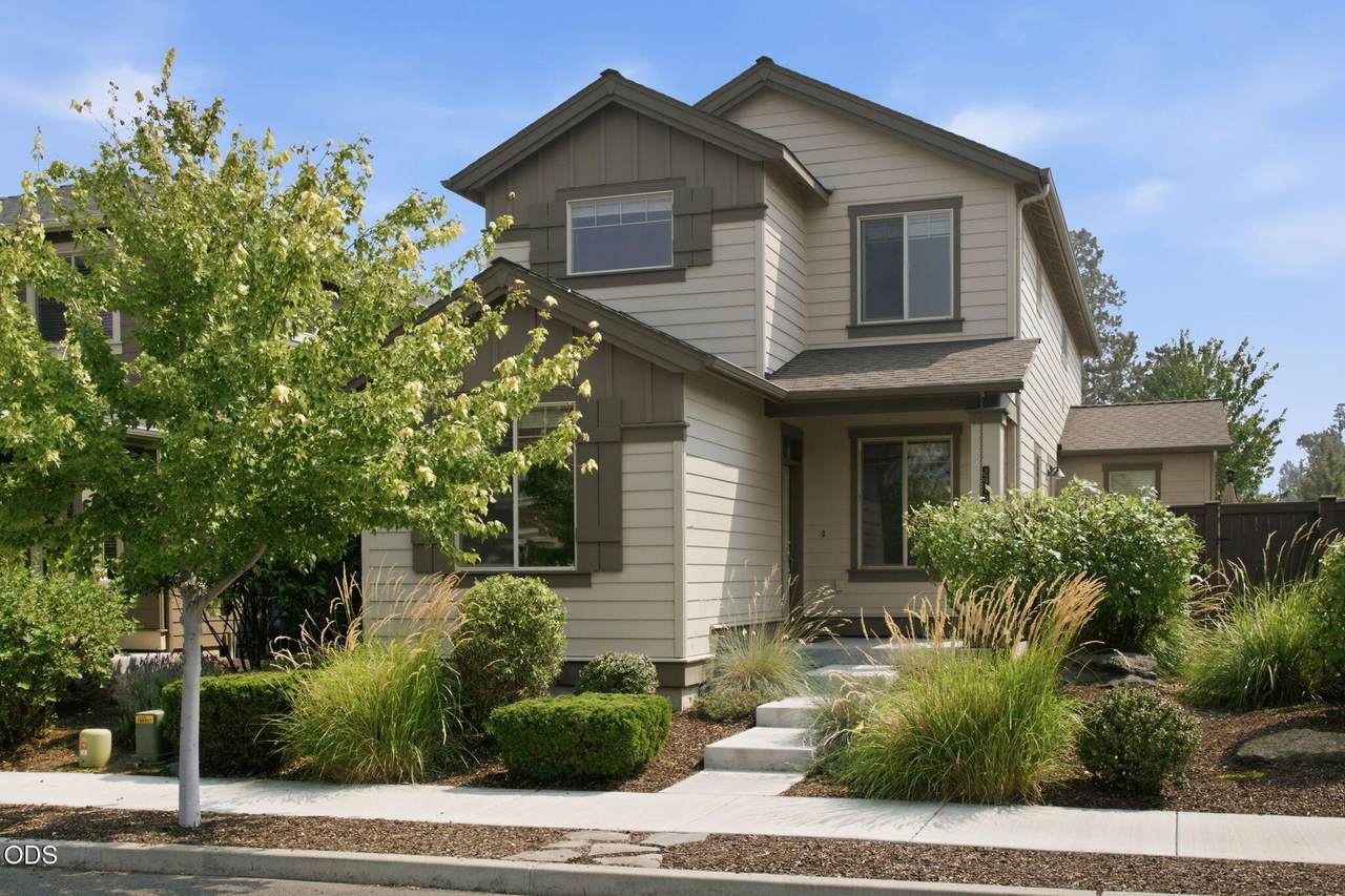 2910 Yew Park Lane - Photo 1