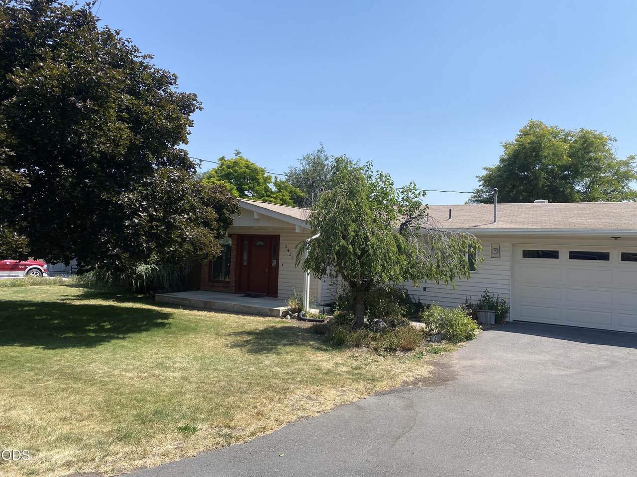 2433 Redwood Drive - Photo 1
