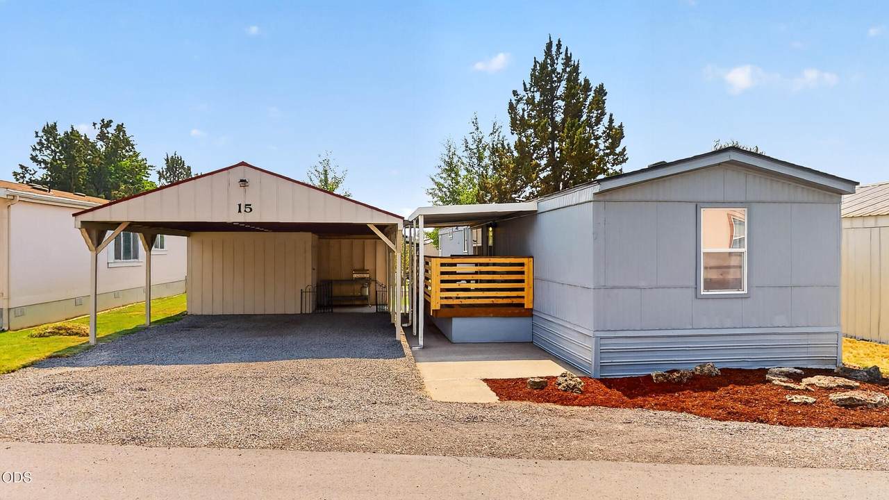 6100 Highway 97 - Photo 1