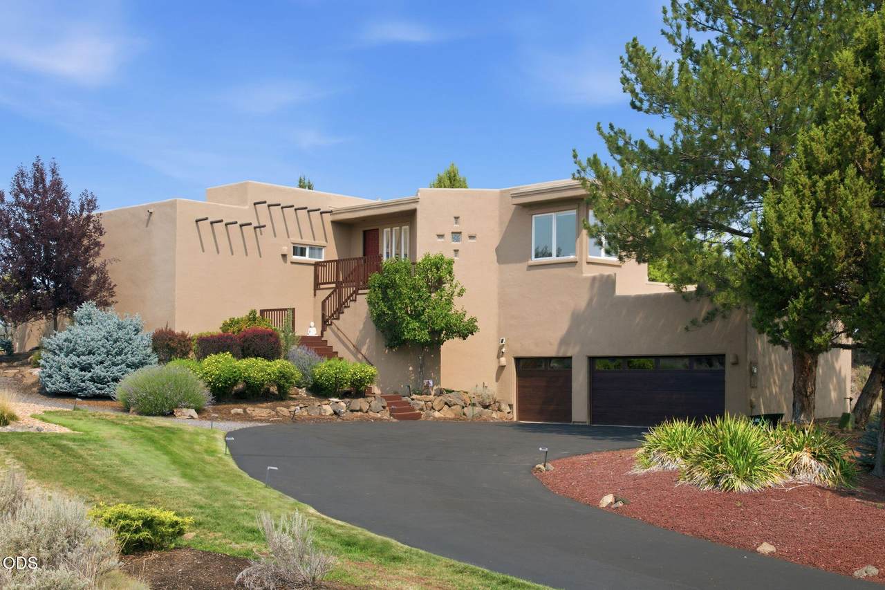 61345 Mountain Breezes Court - Photo 1