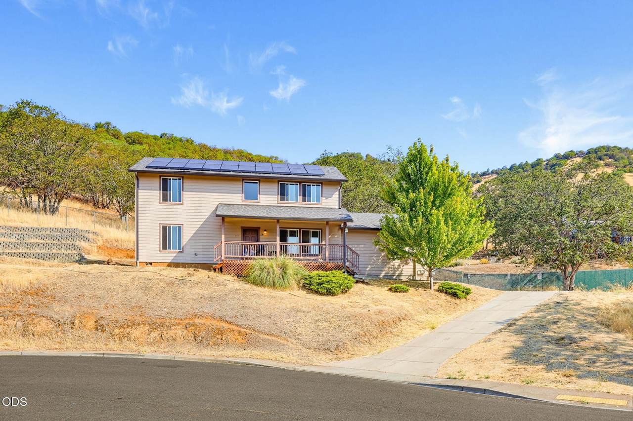 875 Jacoby Street - Photo 1