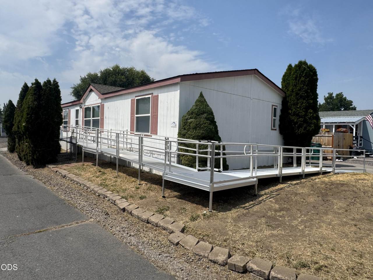 4647 Winter Avenue - Photo 1