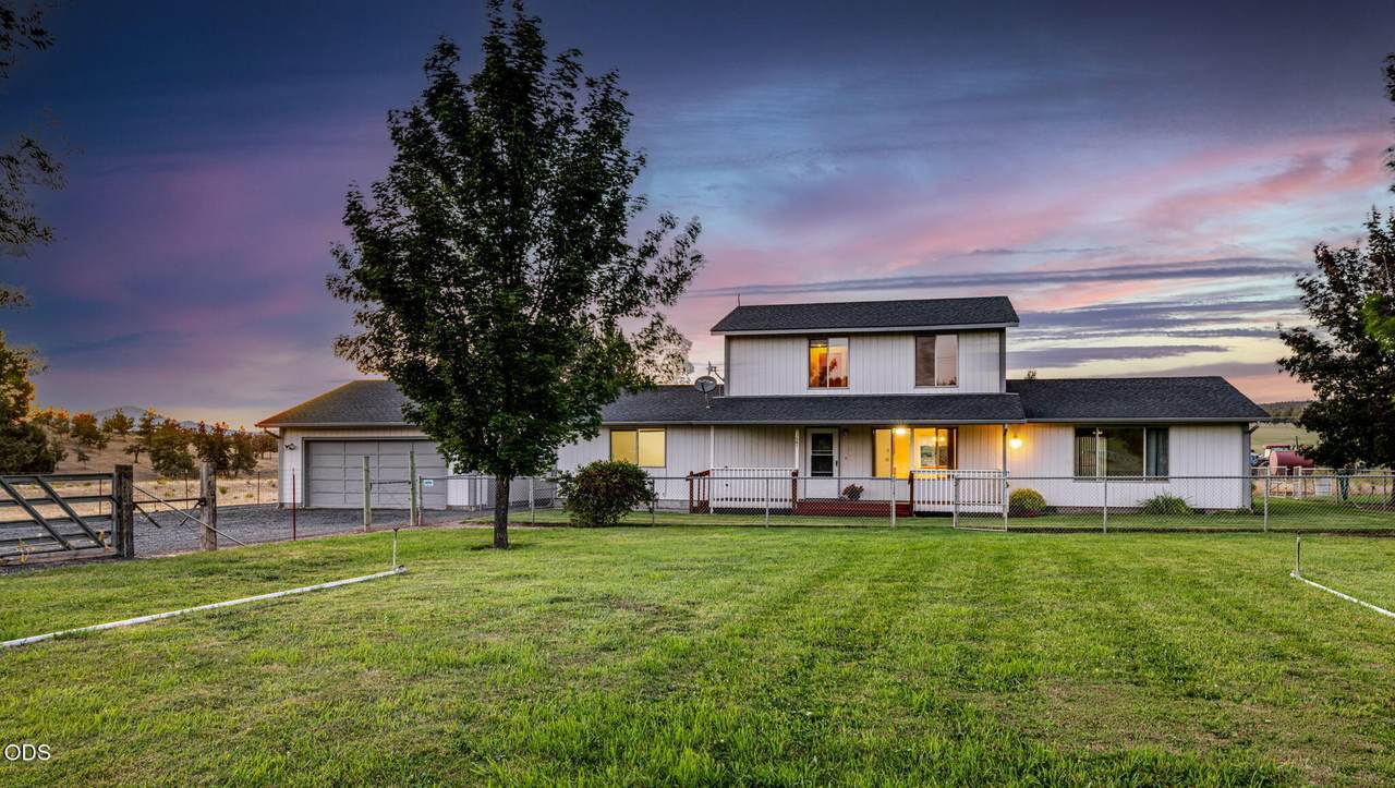 3061 Barnes Butte Road - Photo 1