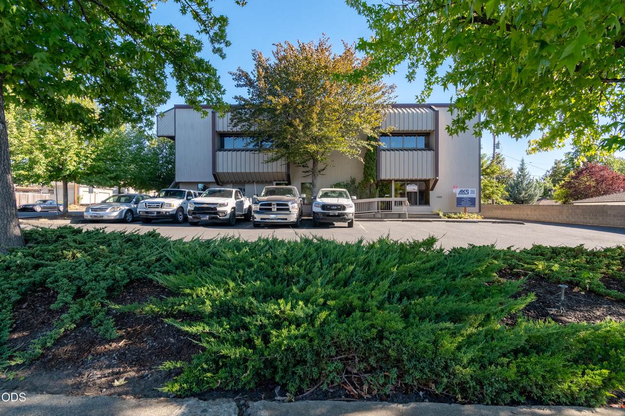 1120 Jackson Street - Photo 1