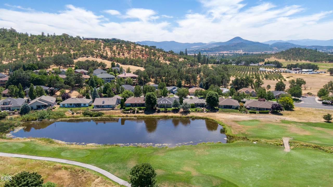  Robert Trent Jones Boulevard - Photo 1