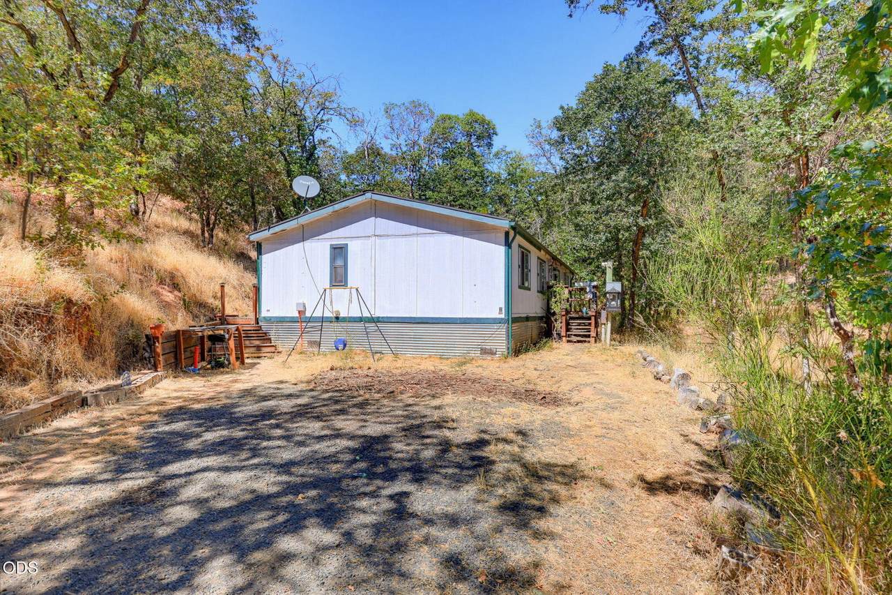 887 Three Pines Road - Photo 1