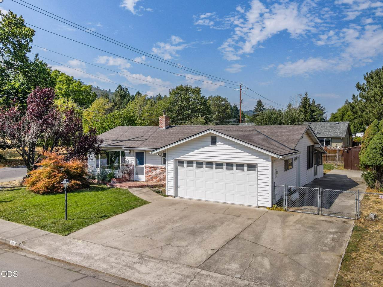 101 Hickory Drive - Photo 1