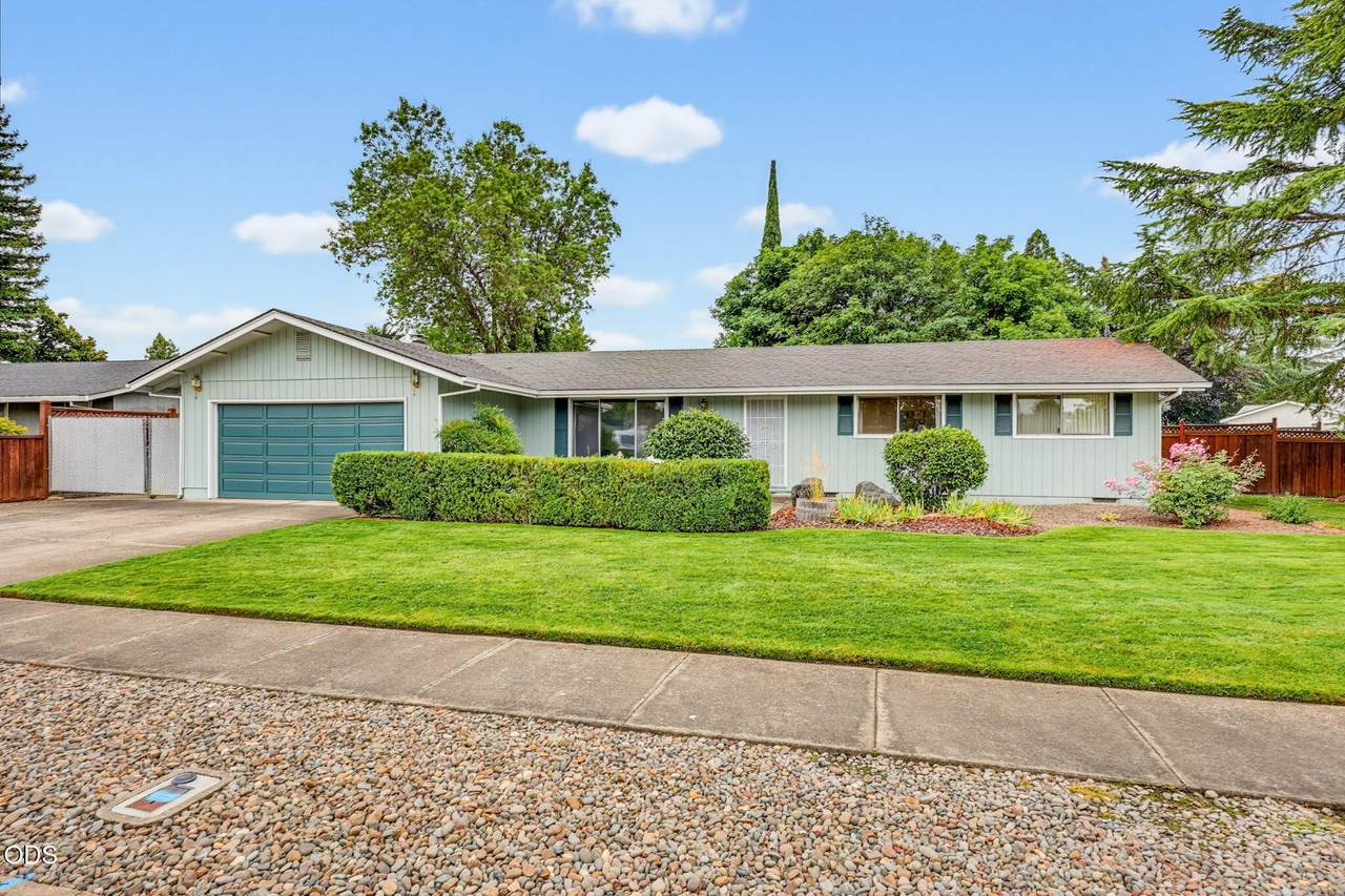 1964 Camellia Avenue - Photo 1