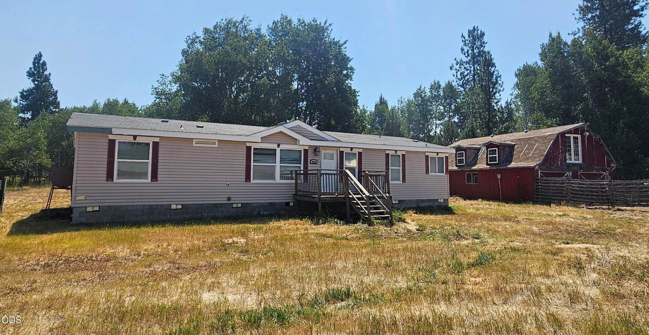 3520 Holbrook Street - Photo 1