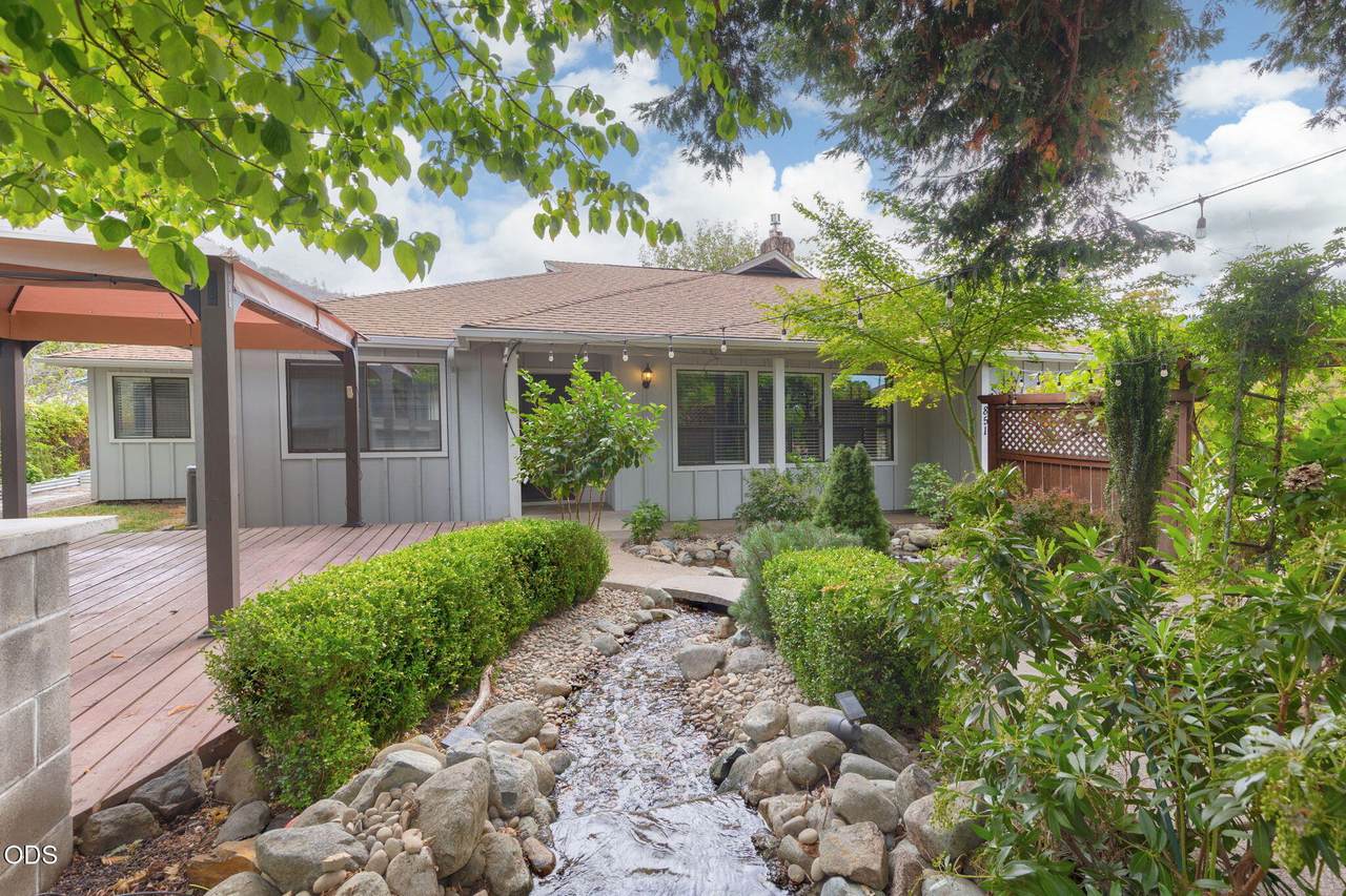 851 10th Street - Photo 1