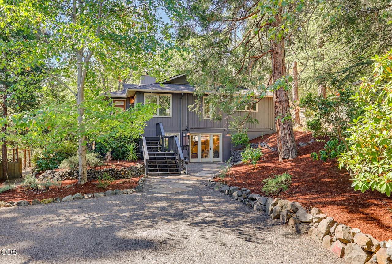 152 Strawberry Lane - Photo 1