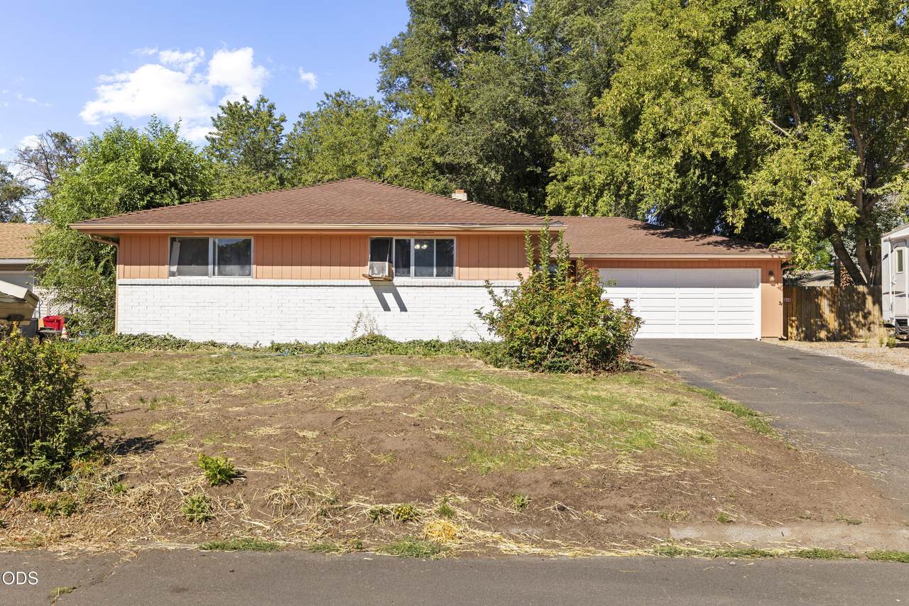 4848 Driftwood Drive - Photo 1
