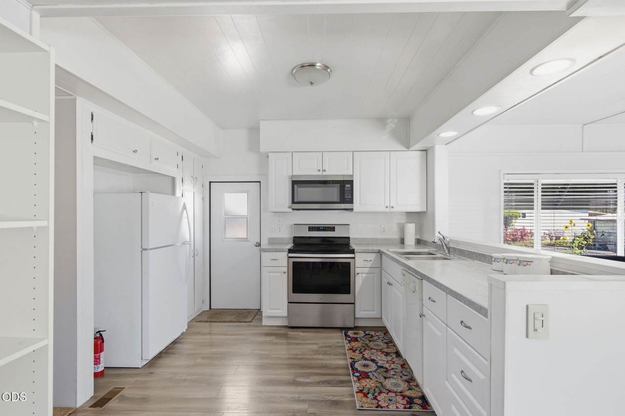 1241 Dowell Road - Photo 1