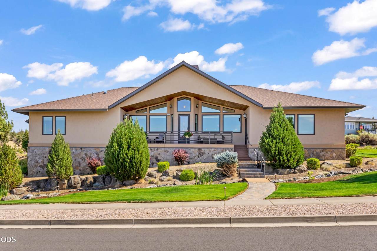 373 Manzanita Drive - Photo 1