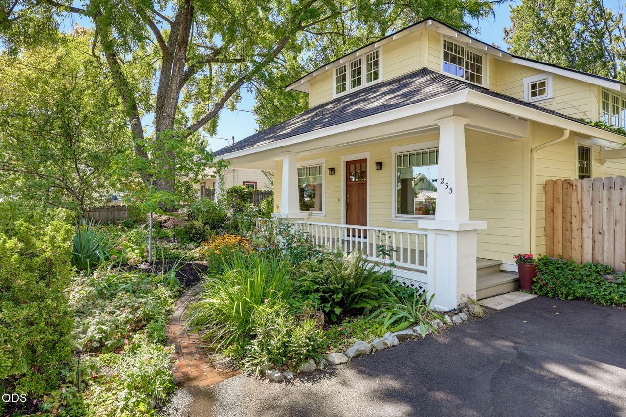 235 Gibson Street - Photo 1