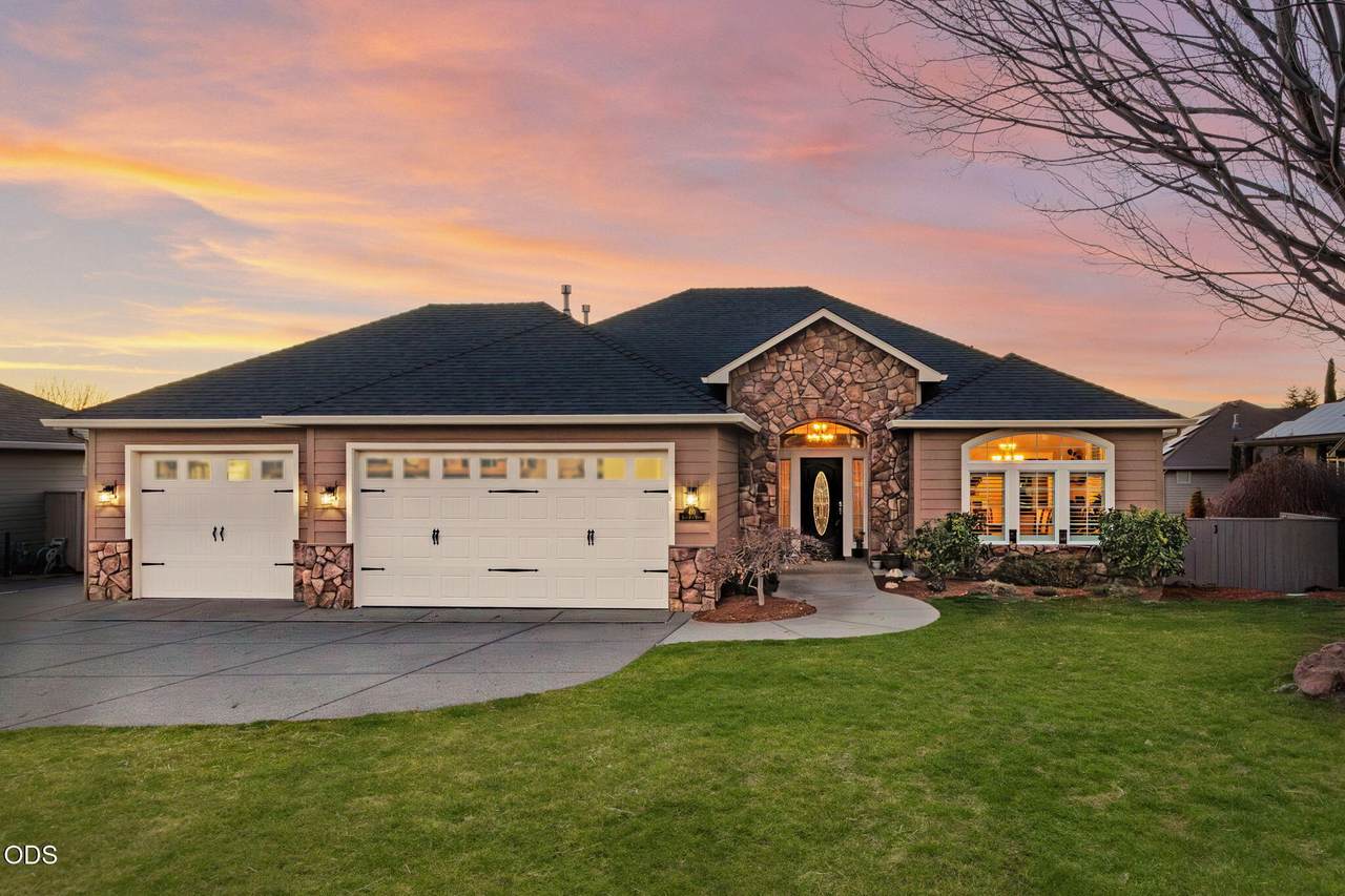 410 Lone Oak Drive - Photo 1