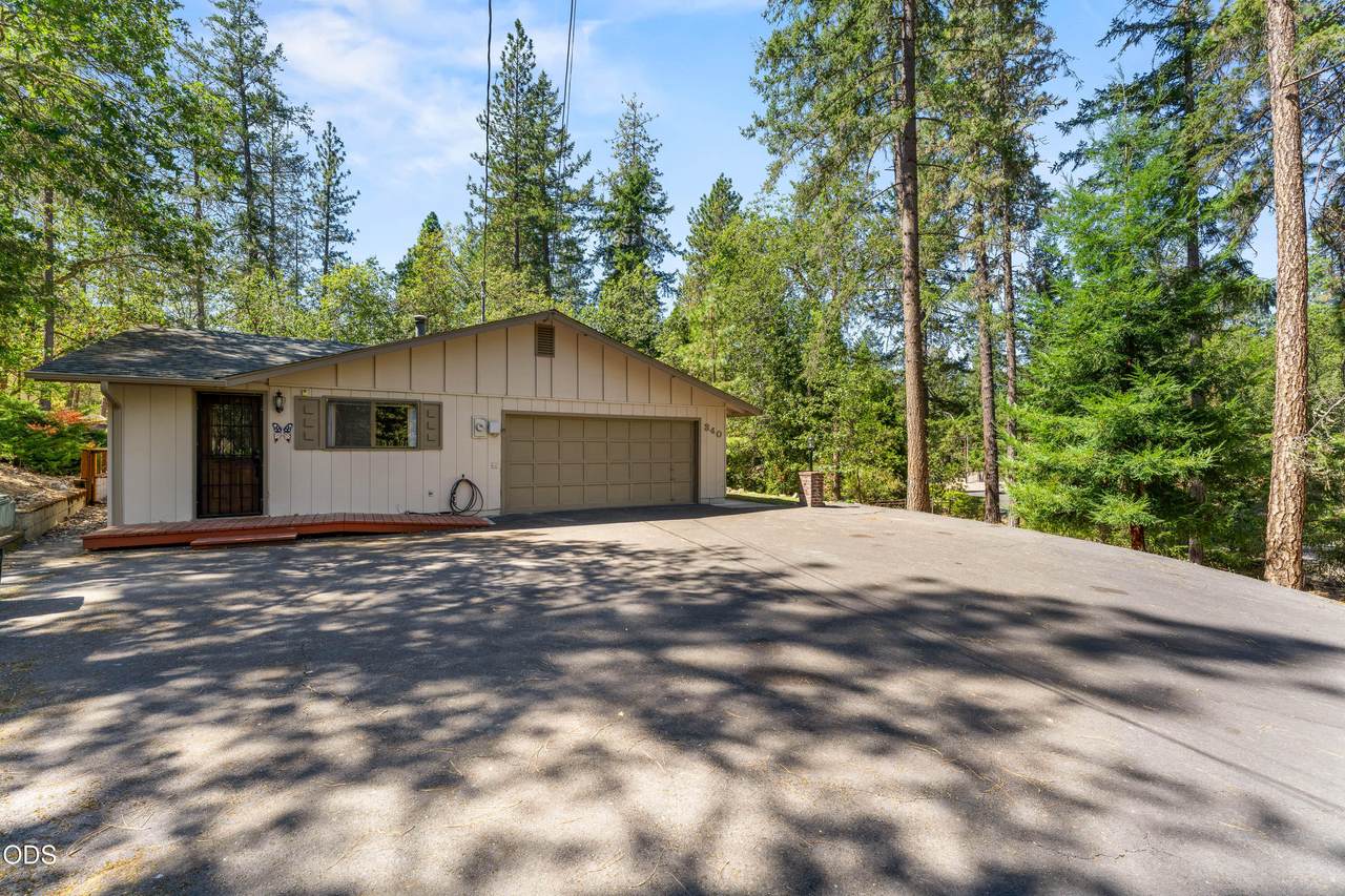 340 Dawn Allan Drive - Photo 1
