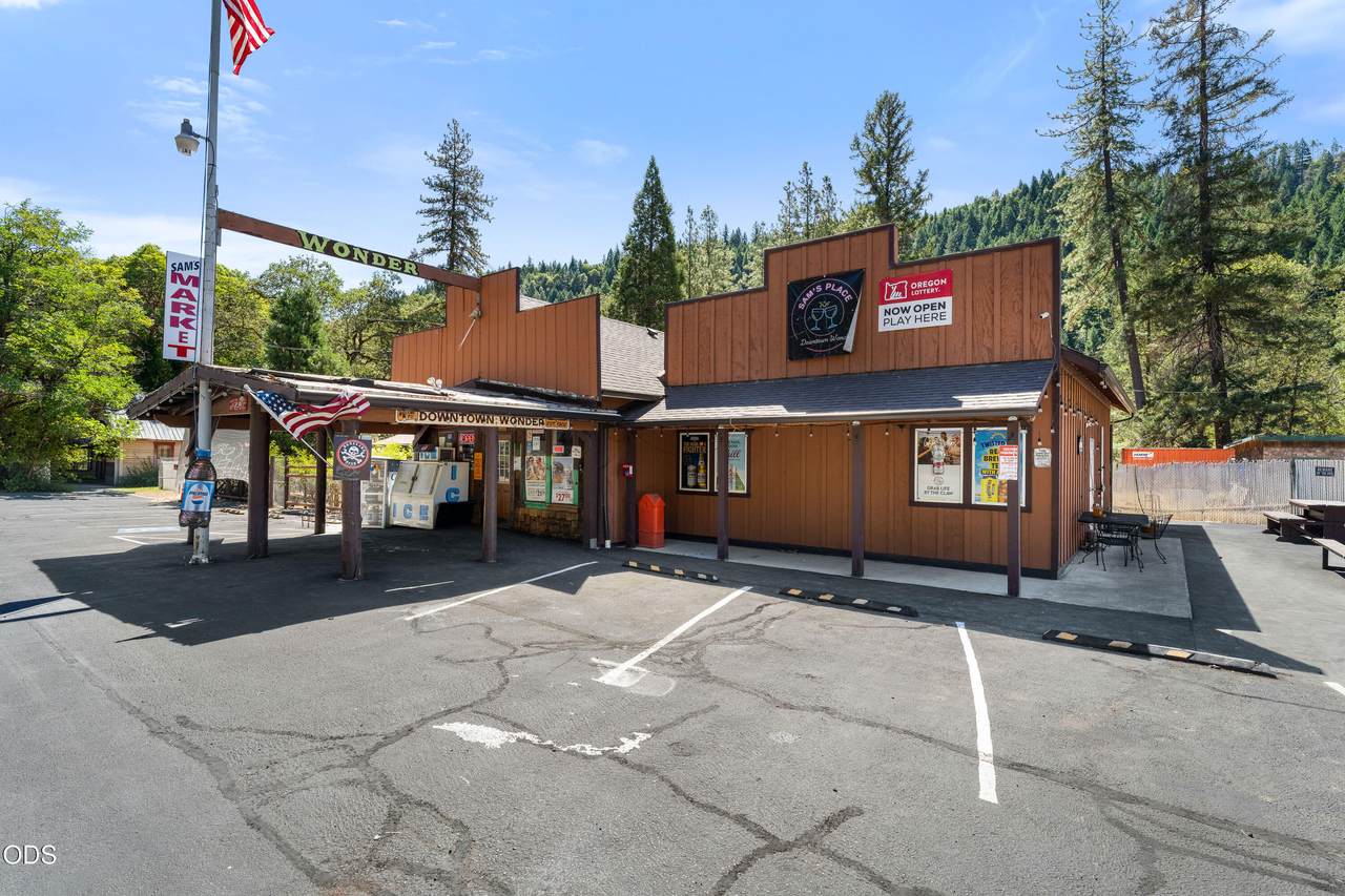 11465 Redwood Highway - Photo 1