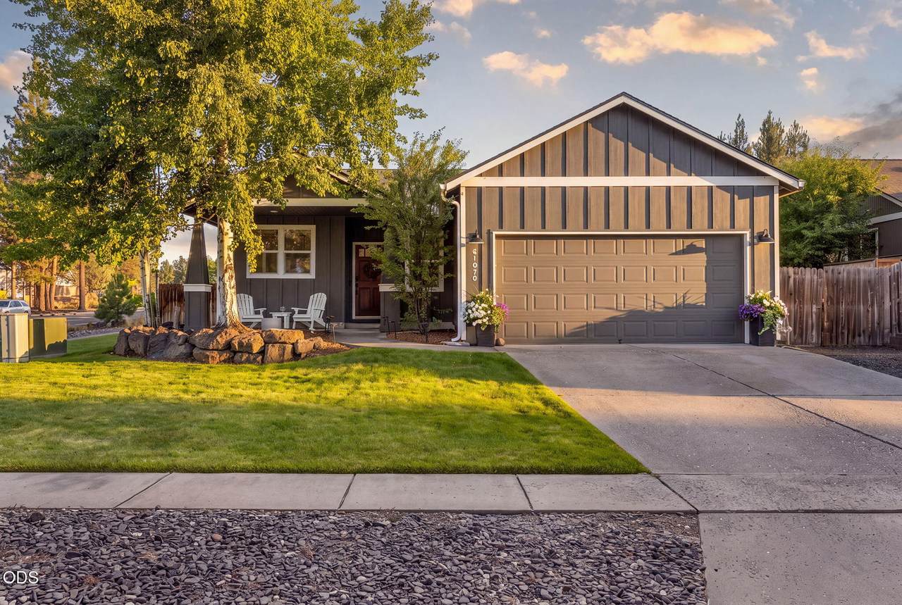 61076 Honkers Lane - Photo 1