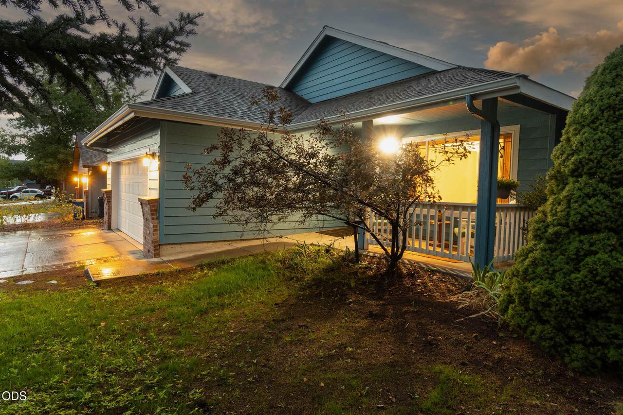 786 Tierra Road - Photo 1