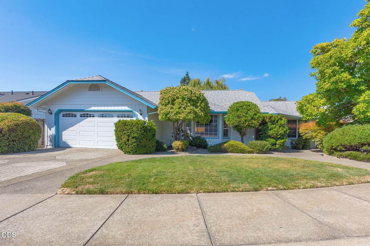 100 Liberty Drive - Photo 1
